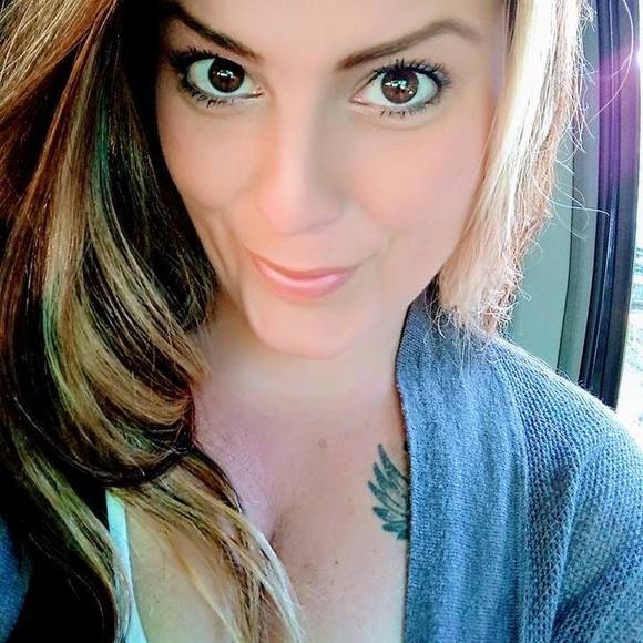 Meet your Posher, Jennifer - Picture 1 of 1